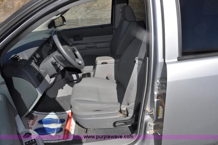 image for item G6435 2007 Dodge Durango SXT