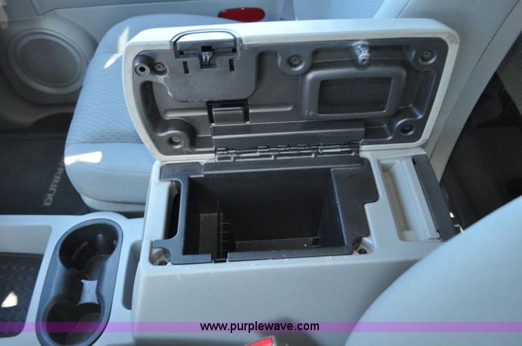 image for item G6435 2007 Dodge Durango SXT