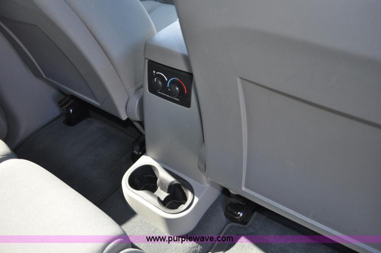 image for item G6435 2007 Dodge Durango SXT