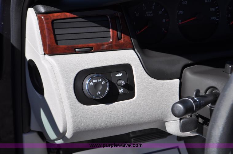 image for item G6436 2009 Chevrolet Impala LS