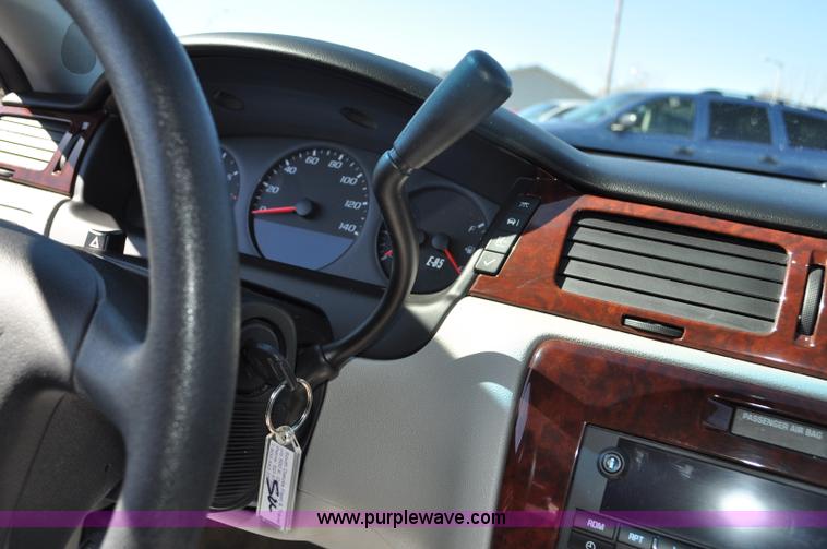 image for item G6436 2009 Chevrolet Impala LS