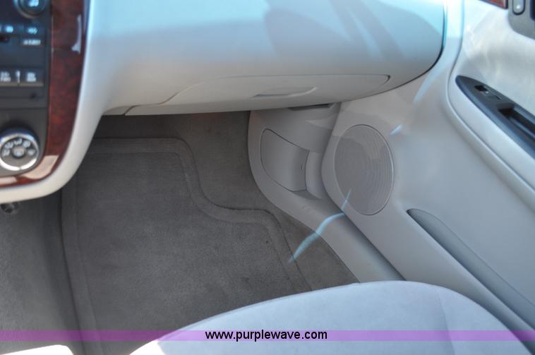 image for item G6436 2009 Chevrolet Impala LS