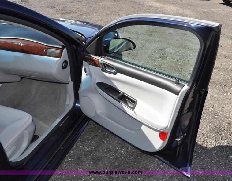 image for item G6436 2009 Chevrolet Impala LS