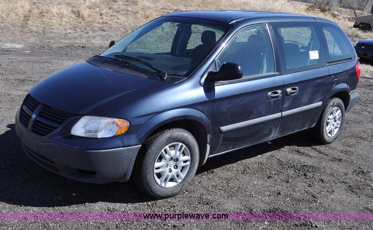 image for item G6437 2007 Dodge Caravan SE