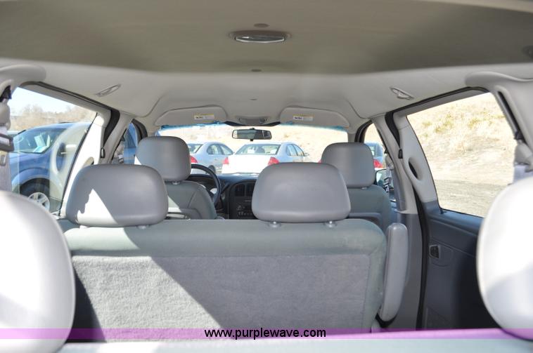 image for item G6437 2007 Dodge Caravan SE