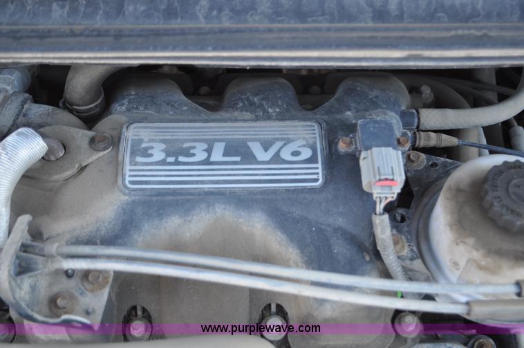 image for item G6437 2007 Dodge Caravan SE