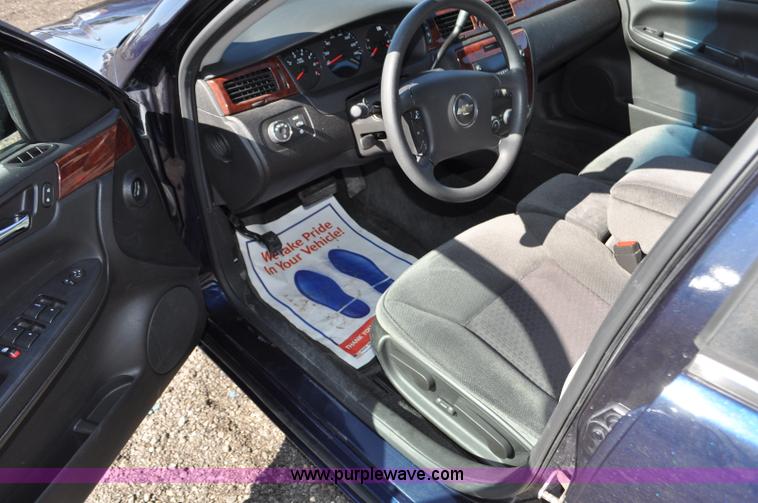 image for item G6438 2008 Chevrolet Impala LS