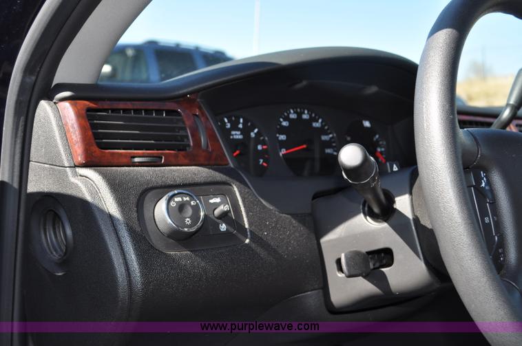 image for item G6438 2008 Chevrolet Impala LS