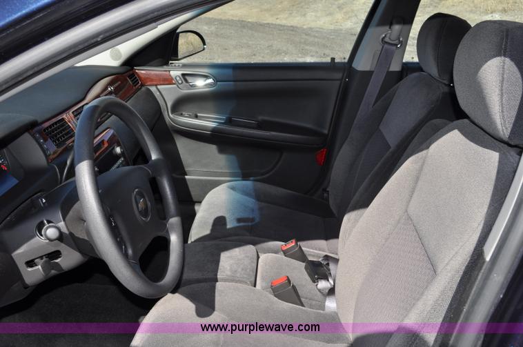 image for item G6438 2008 Chevrolet Impala LS