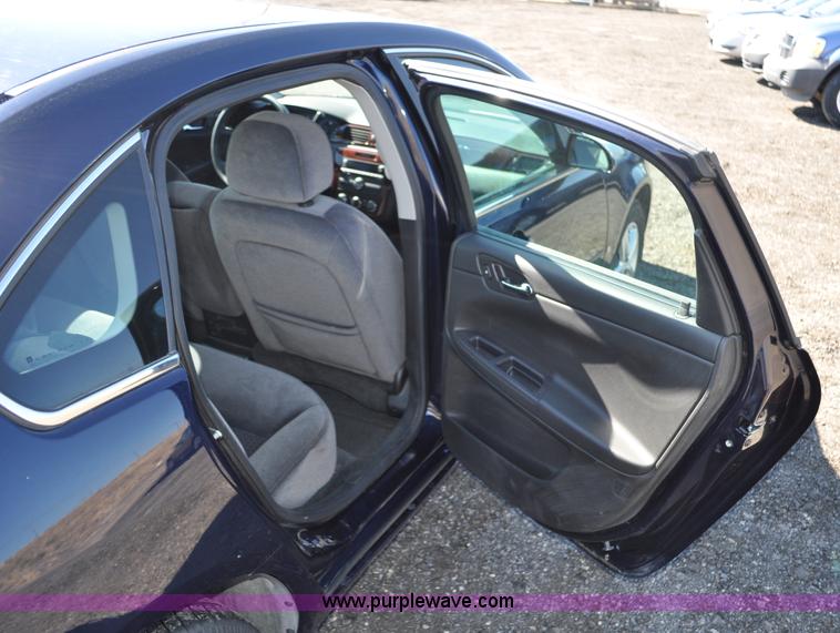 image for item G6438 2008 Chevrolet Impala LS