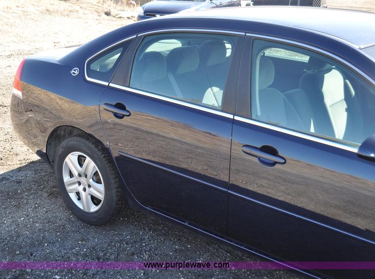 image for item G6438 2008 Chevrolet Impala LS