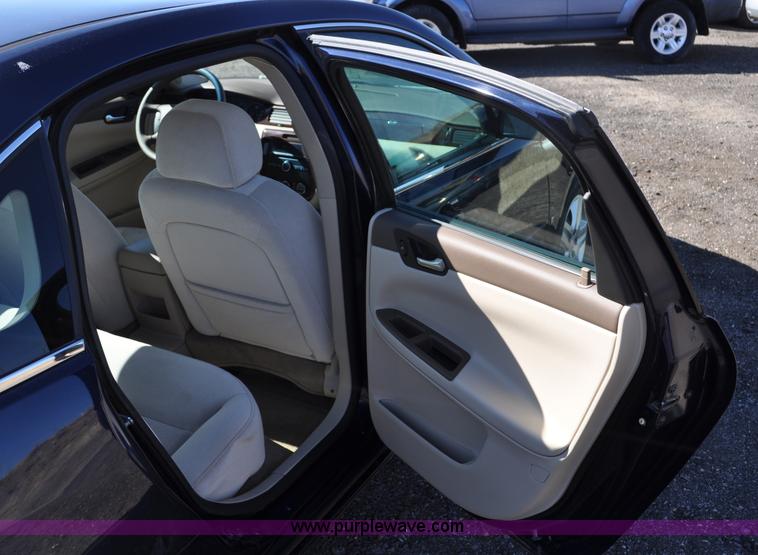 image for item G6439 2007 Chevrolet Impala LS