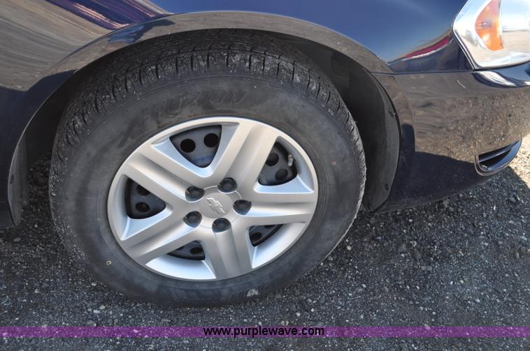 image for item G6439 2007 Chevrolet Impala LS