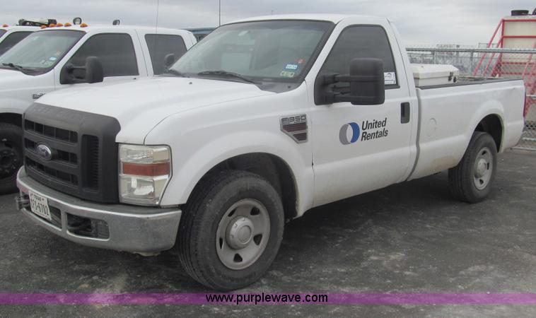 image for item G9563 2008 Ford F350 Super Duty XL pickup truck