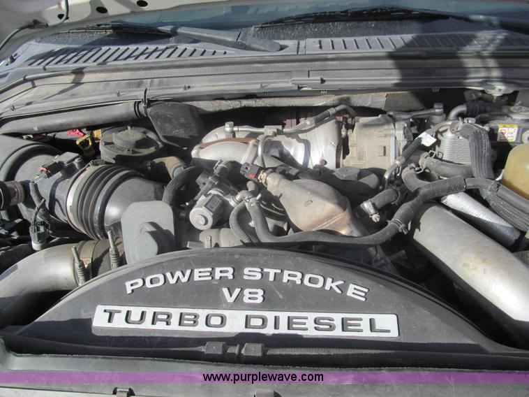 image for item G9563 2008 Ford F350 Super Duty XL pickup truck