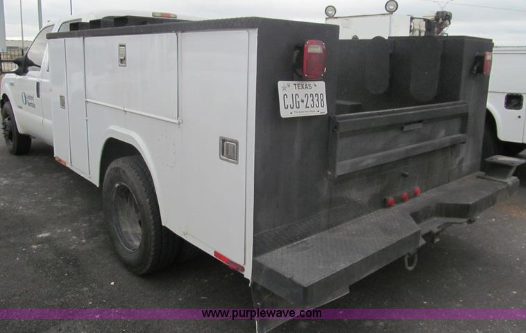 image for item G9564 2007 Ford F350 Super Duty XLT Crew Cab service truck