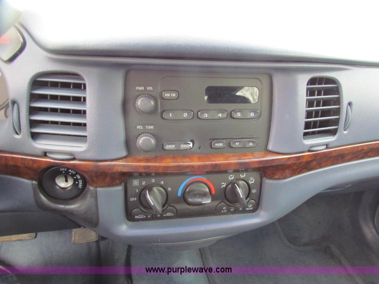 image for item H2249 2001 Chevrolet Impala