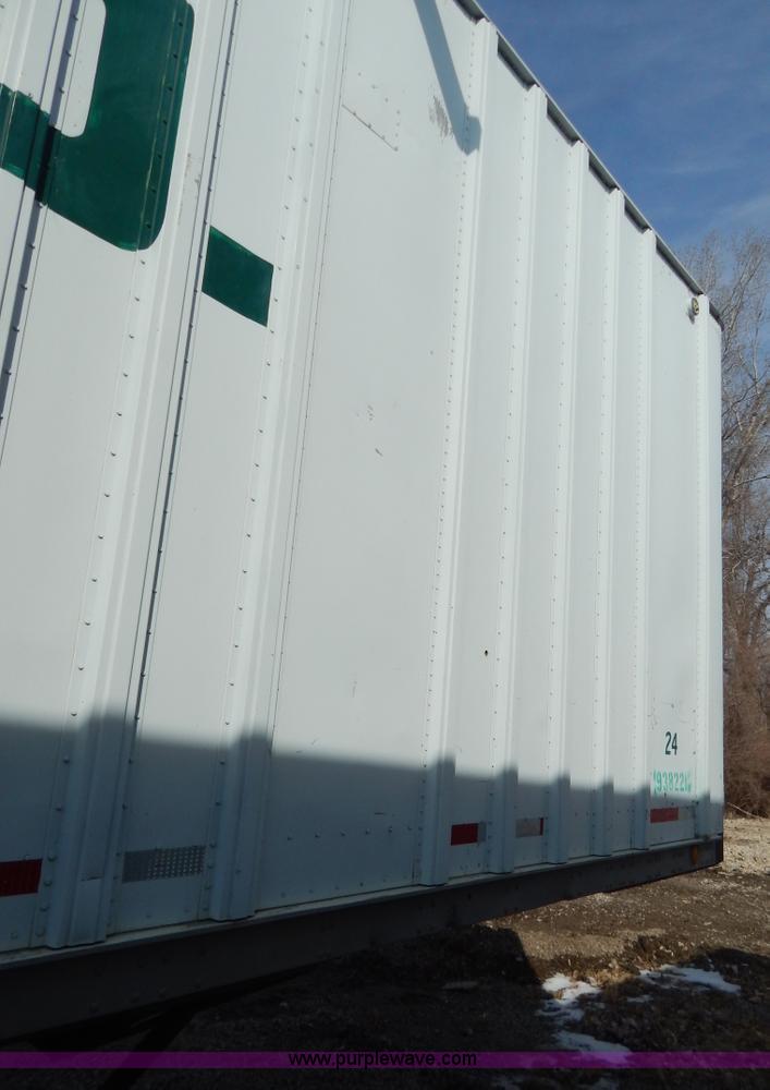 image for item H3794 1969 Fruehauf FG-8-F2-40 dry van trailer