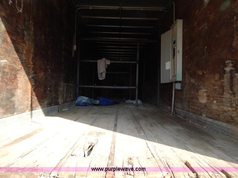 image for item H3794 1969 Fruehauf FG-8-F2-40 dry van trailer