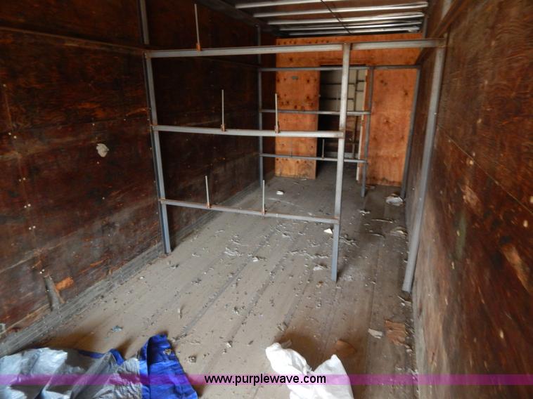 image for item H3794 1969 Fruehauf FG-8-F2-40 dry van trailer