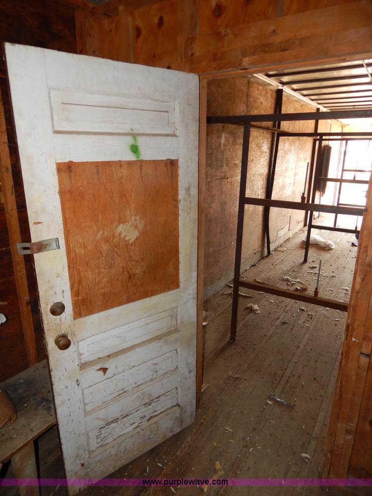 image for item H3794 1969 Fruehauf FG-8-F2-40 dry van trailer