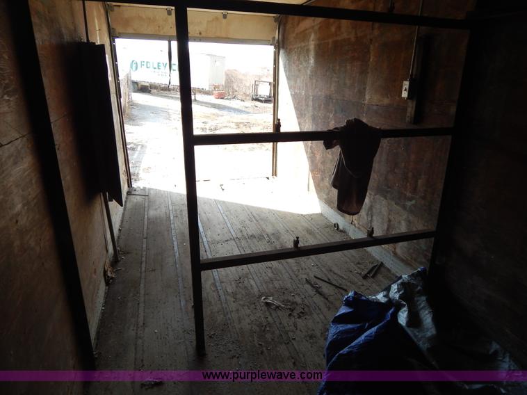 image for item H3794 1969 Fruehauf FG-8-F2-40 dry van trailer