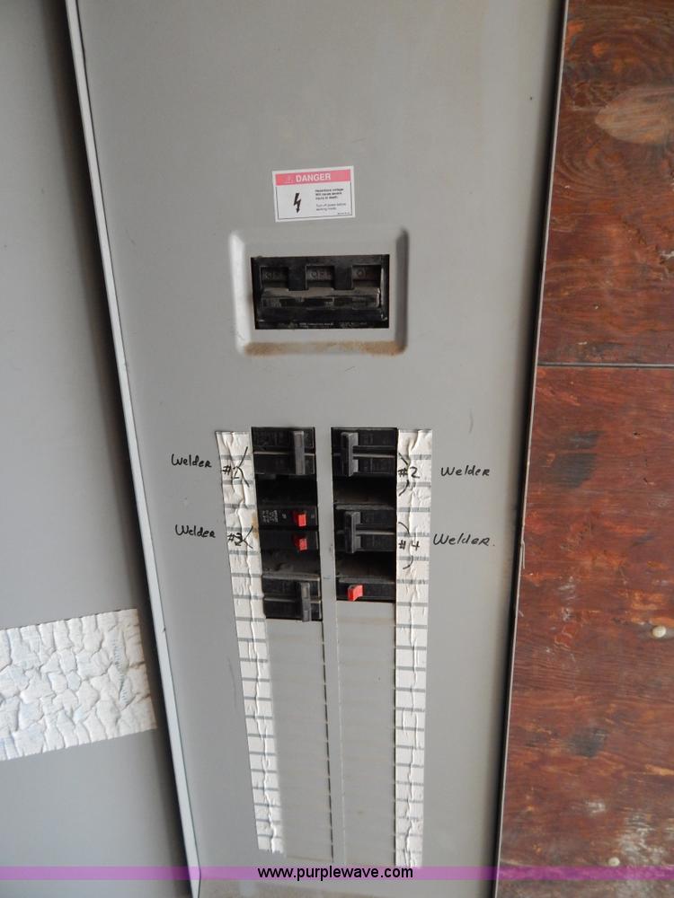 image for item H3794 1969 Fruehauf FG-8-F2-40 dry van trailer