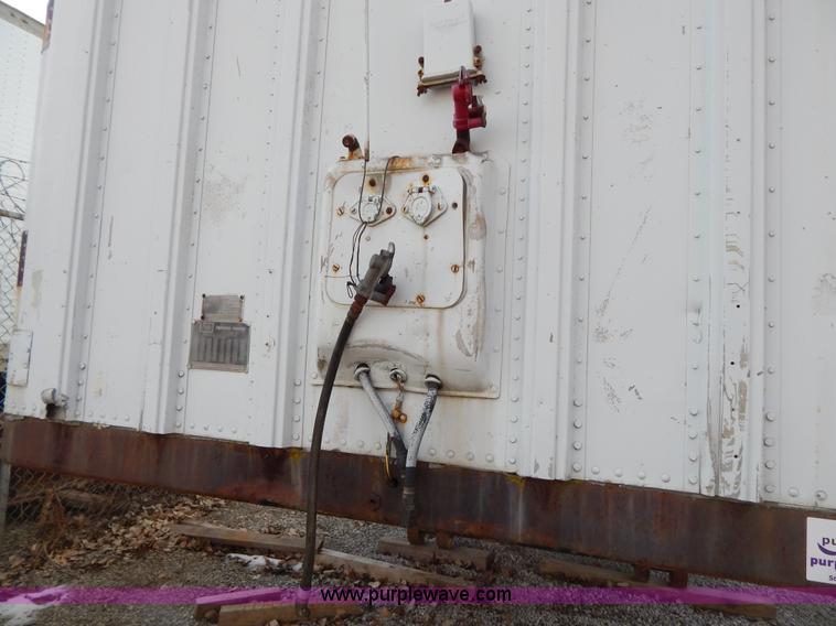 image for item H3794 1969 Fruehauf FG-8-F2-40 dry van trailer