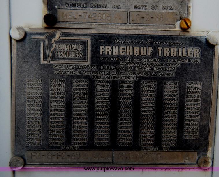 image for item H3794 1969 Fruehauf FG-8-F2-40 dry van trailer