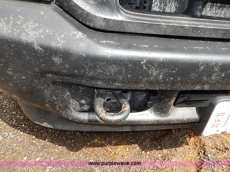 image for item H6207 2002 Ford F350 Super Duty pickup truck