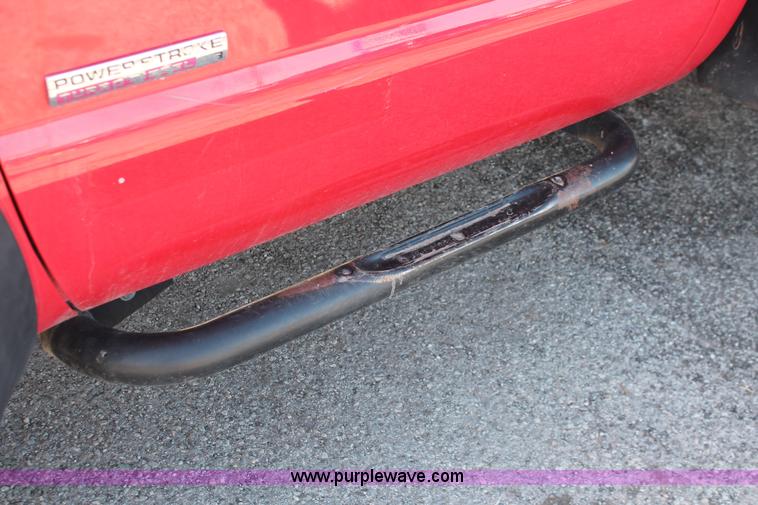 image for item H8272 2007 Ford F550 flatbed truck