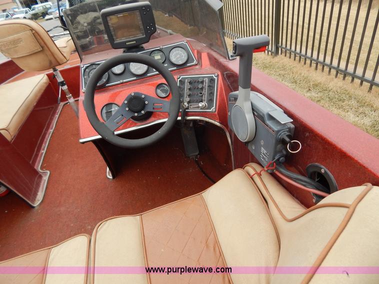 image for item I1053 1986 Charger 200 T-PRO fishing boat and trailer