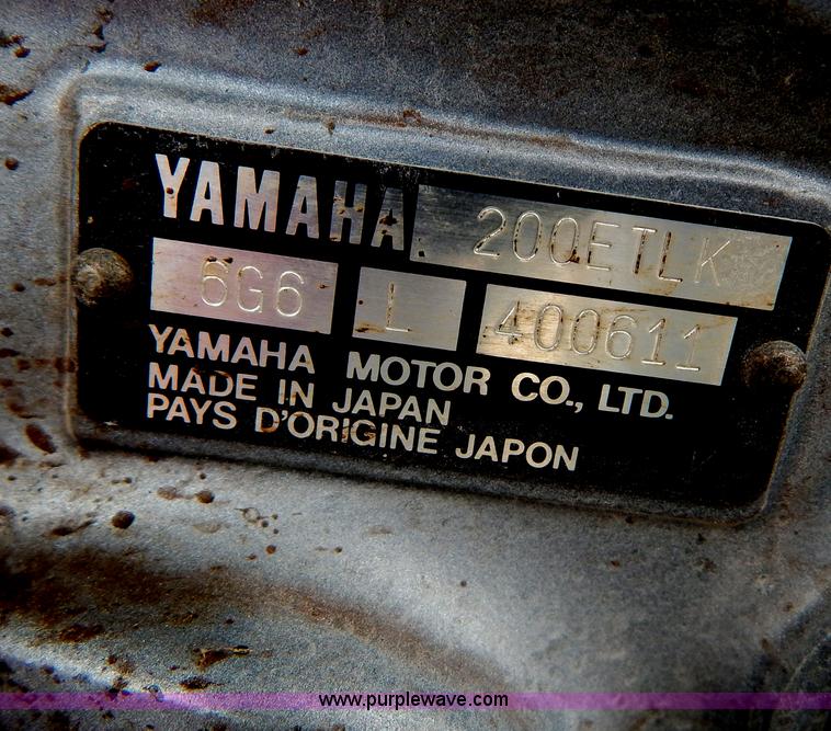 image for item I1053 1986 Charger 200 T-PRO fishing boat and trailer