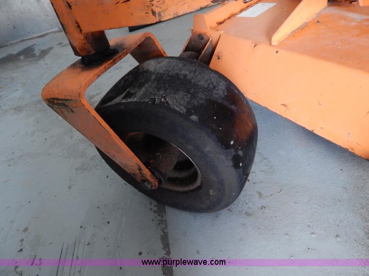 image for item I1054 Scag STT61V-27KA ZTR lawn mower