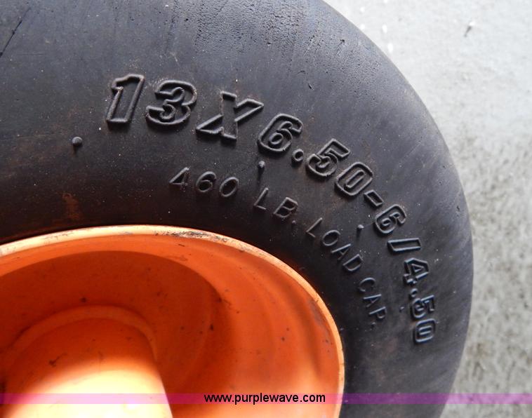 image for item I1054 Scag STT61V-27KA ZTR lawn mower