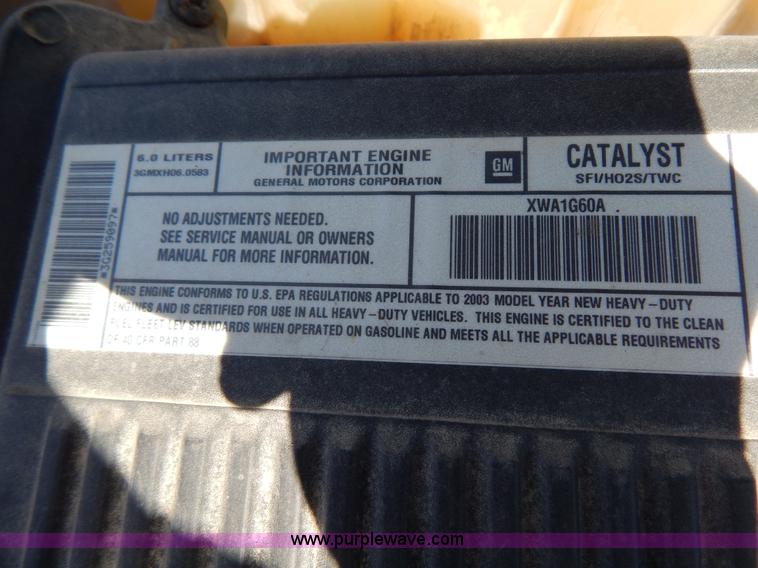 image for item I1065 2003 Chevrolet Suburban 2500 SUV