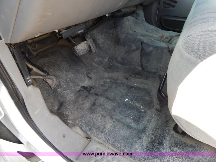 image for item I1076 2000 Ford Excursion XLT SUV