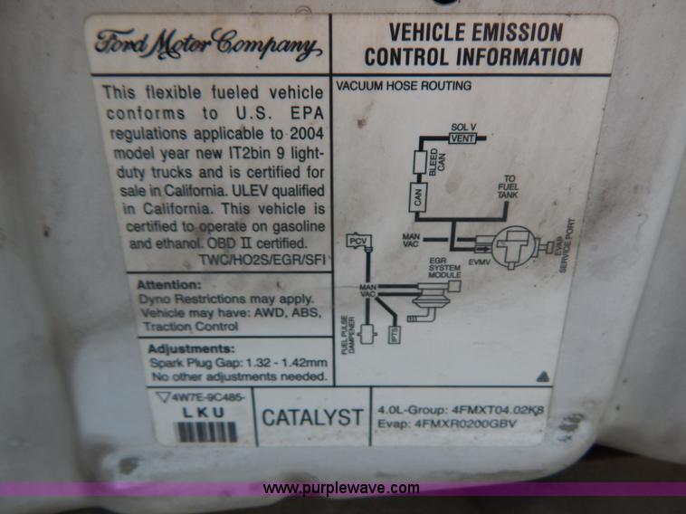image for item I1078 2004 Ford Explorer XLS SUV