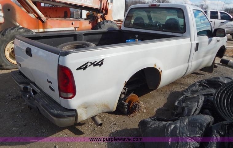 image for item I1104 1999 Ford F250 Super Duty pickup truck