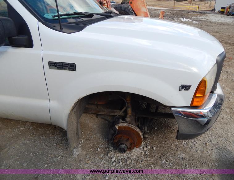 image for item I1104 1999 Ford F250 Super Duty pickup truck