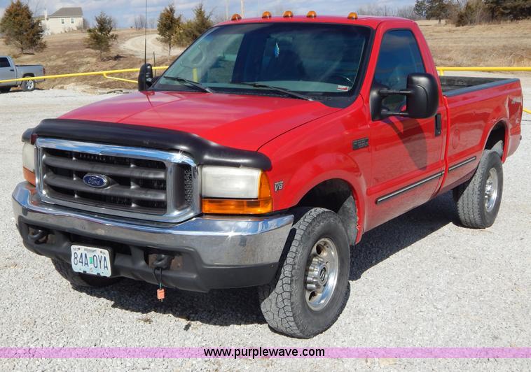 image for item I1105 1999 Ford F350 Super Duty pickup truck