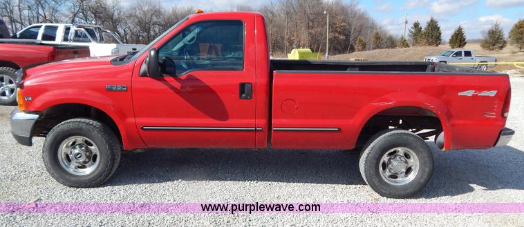image for item I1105 1999 Ford F350 Super Duty pickup truck