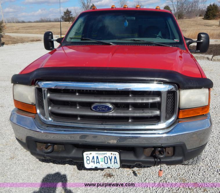 image for item I1105 1999 Ford F350 Super Duty pickup truck