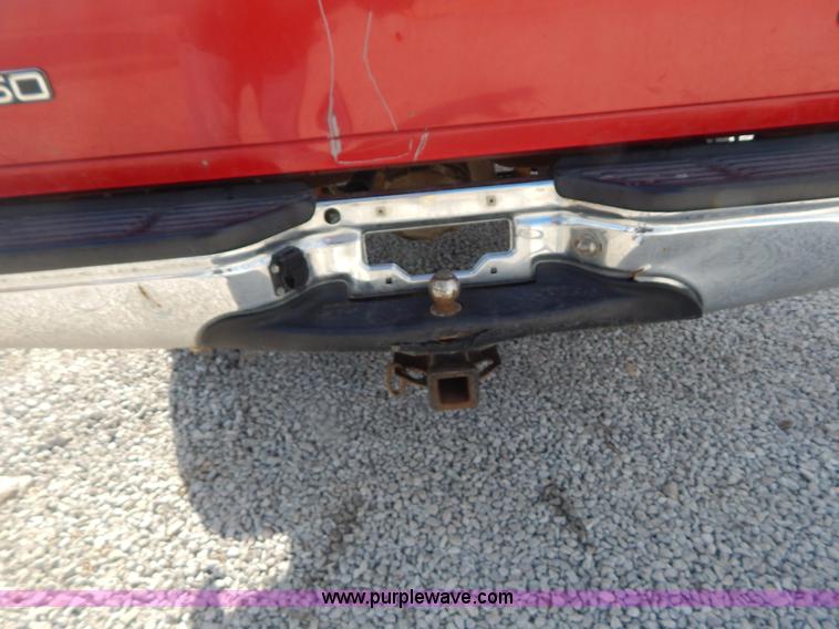 image for item I1105 1999 Ford F350 Super Duty pickup truck