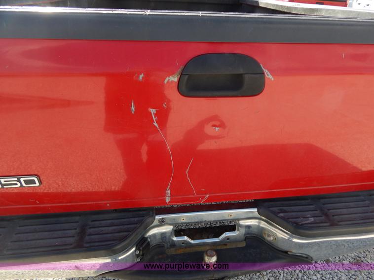 image for item I1105 1999 Ford F350 Super Duty pickup truck