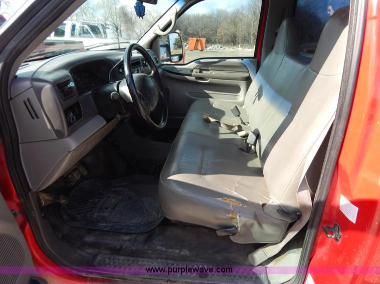 image for item I1105 1999 Ford F350 Super Duty pickup truck