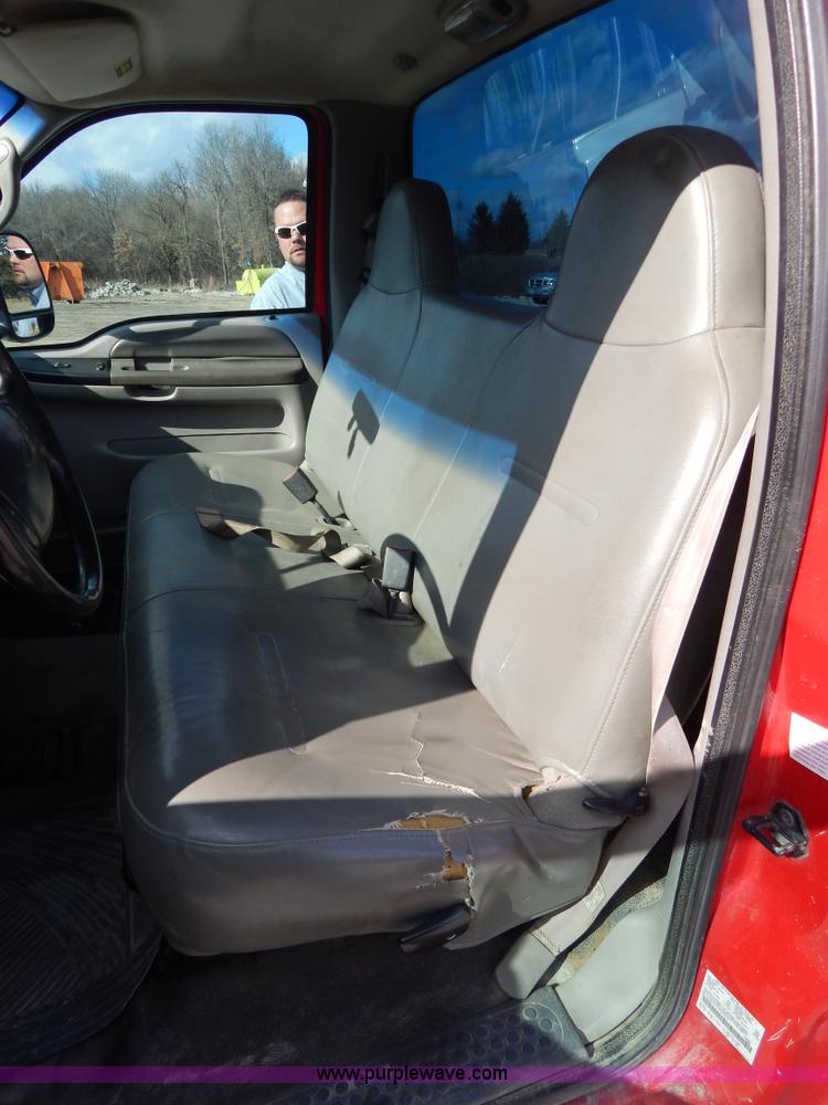 image for item I1105 1999 Ford F350 Super Duty pickup truck