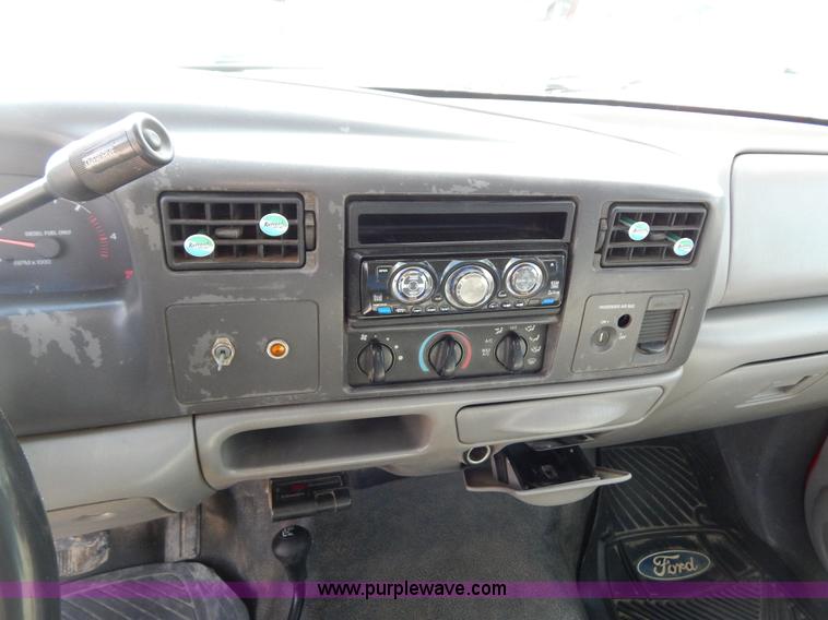 image for item I1105 1999 Ford F350 Super Duty pickup truck