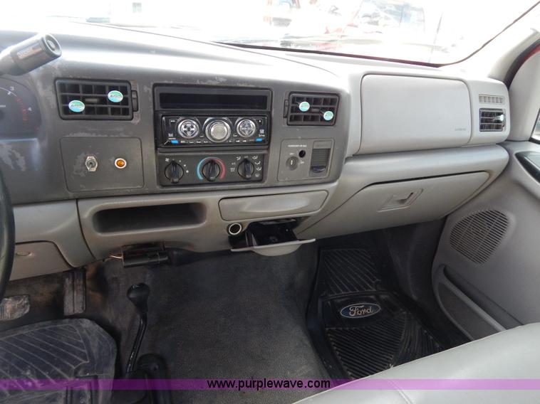 image for item I1105 1999 Ford F350 Super Duty pickup truck