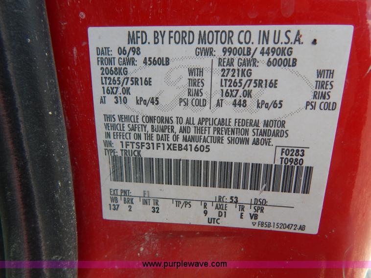 image for item I1105 1999 Ford F350 Super Duty pickup truck